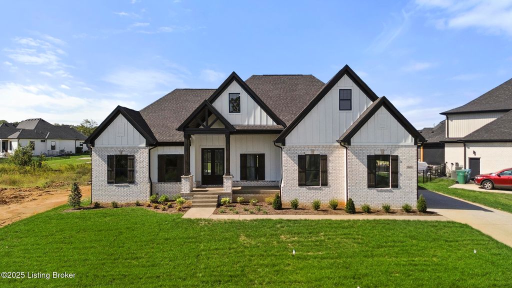 Photo of 13424 Riggs Lake Ln, Louisville, KY 40299 (MLS # 1711749)