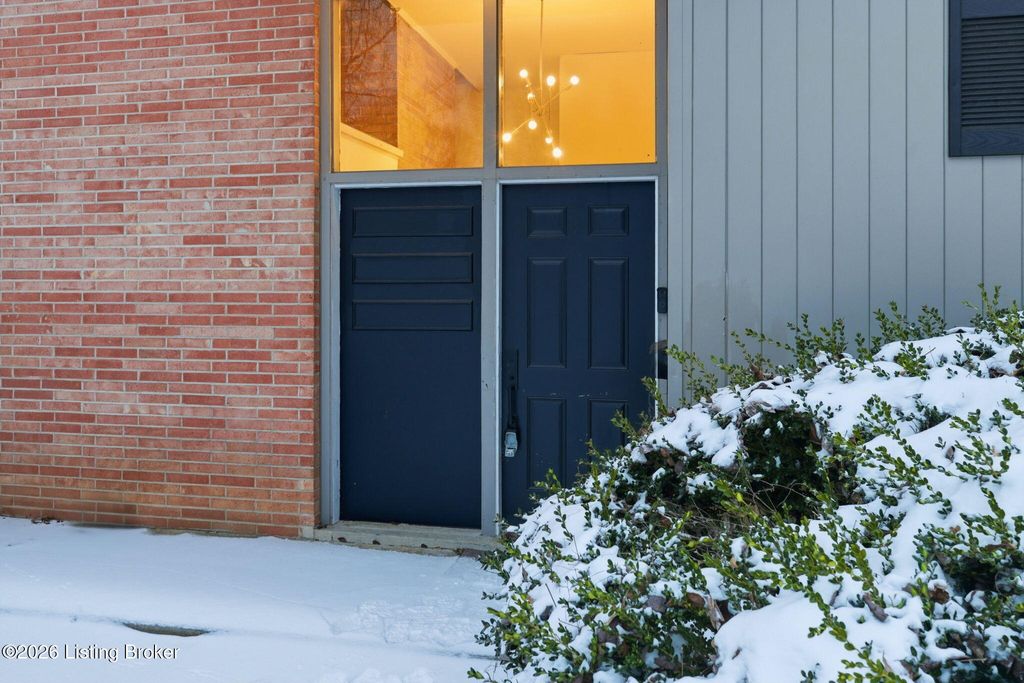 Photo of 310 Edgewood Ave, Elizabethtown, KY 42701 (MLS # 1708177)