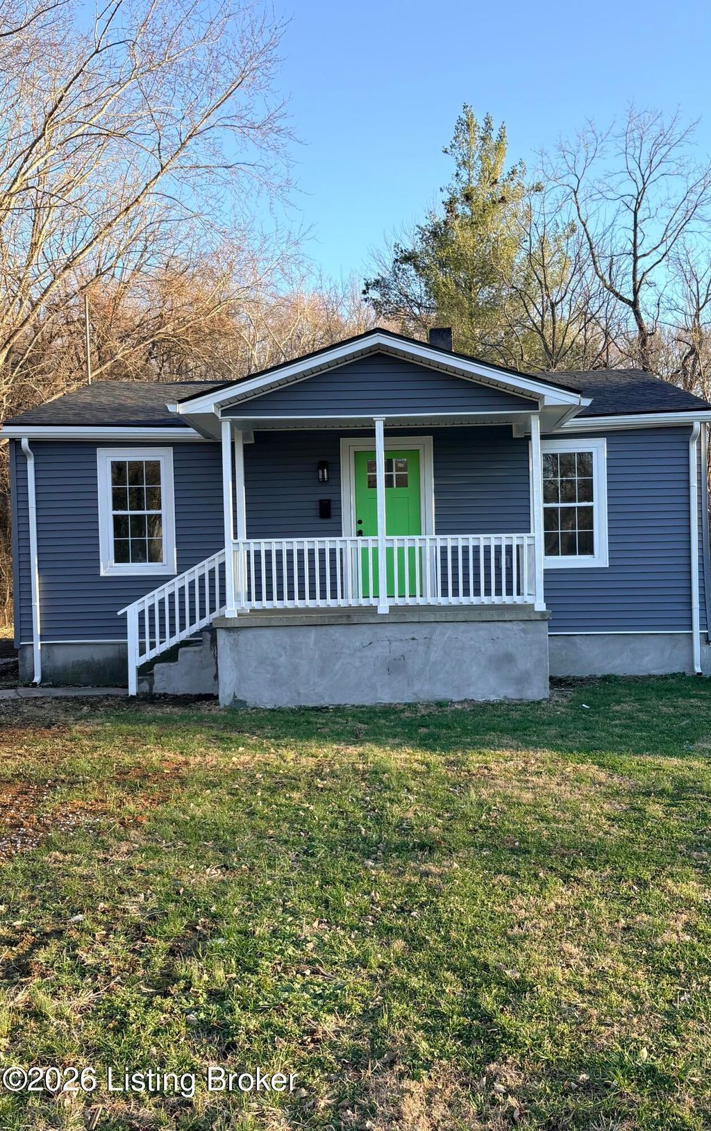 Photo of 309 Haycraft St, Elizabethtown, KY 42701 (MLS # 1707210)