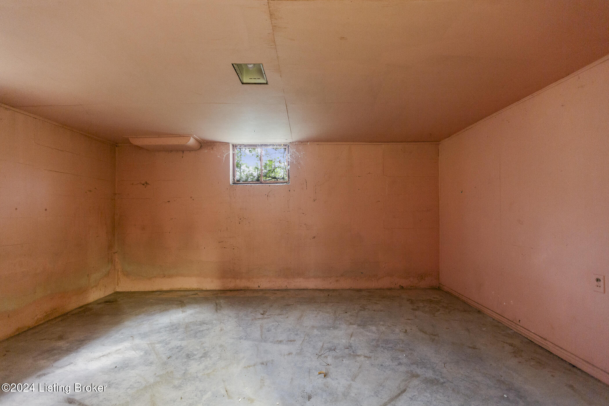 1326 Phyllis Ave, Louisville, Kentucky image 39