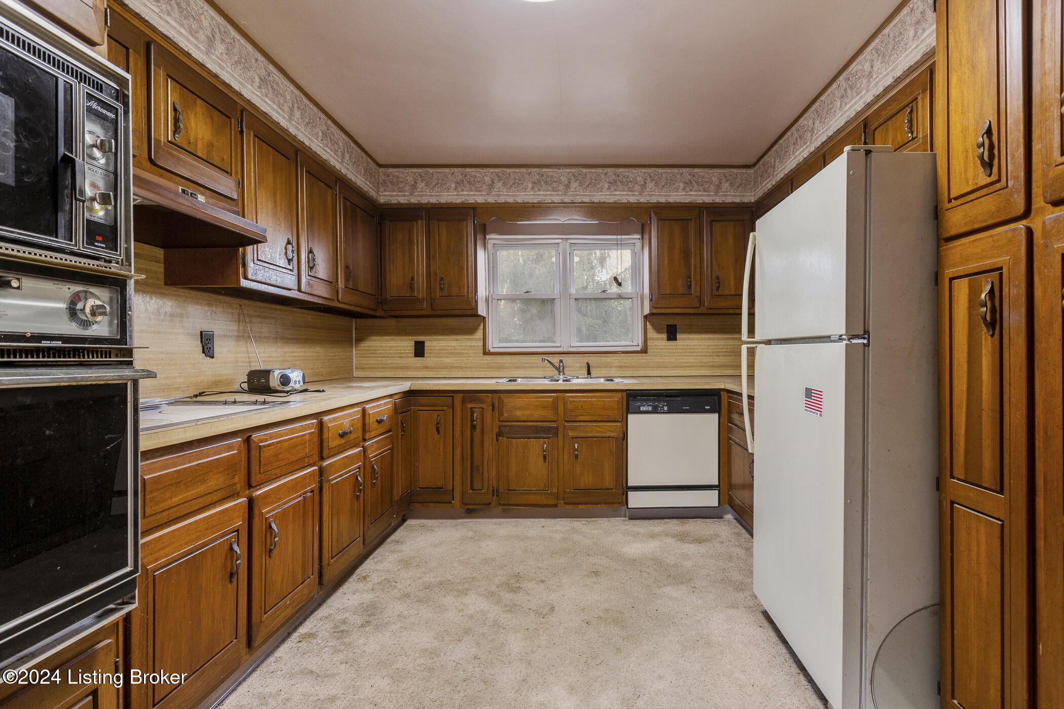 1326 Phyllis Ave, Louisville, Kentucky image 17
