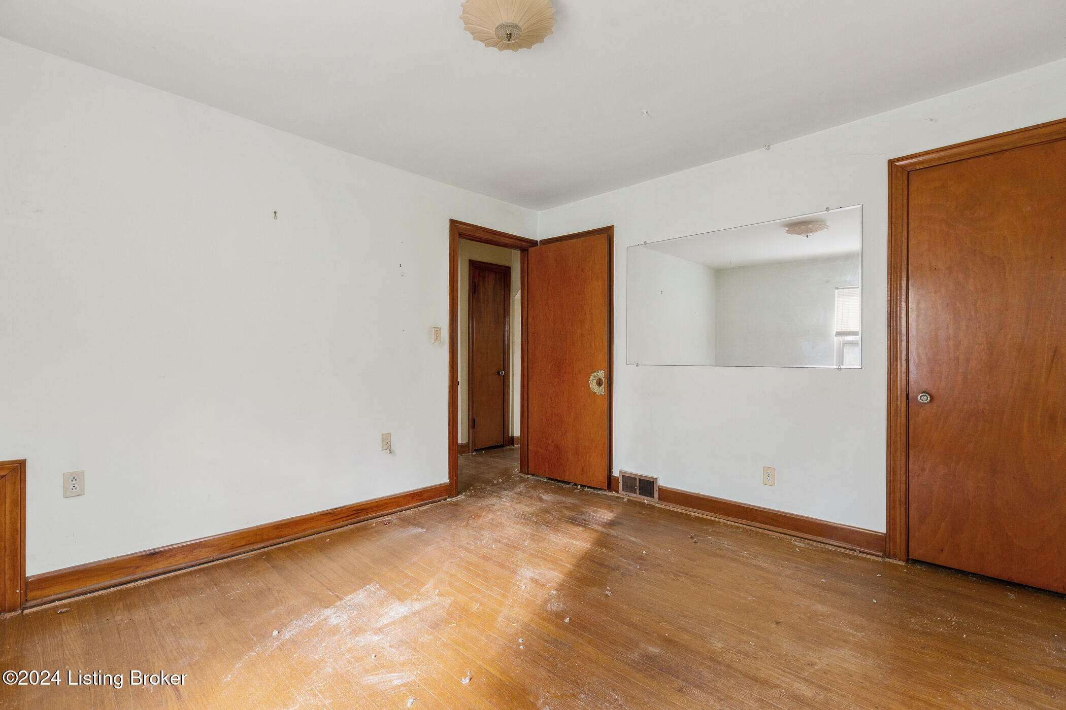 1326 Phyllis Ave, Louisville, Kentucky image 23