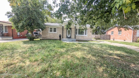 Homes For Sale - 6006 Catheen Way<br/> Louisville, KY 40213