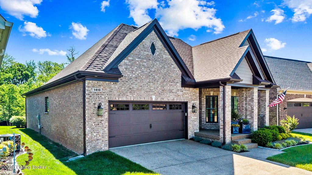Photo of 1410 Coolhouse Way, Louisville, KY 40223 (MLS # 1717101)