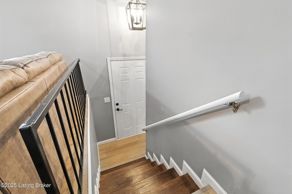 Photo of 416 Franklin Ave, Elizabethtown, KY 42701 (MLS # 1706181)