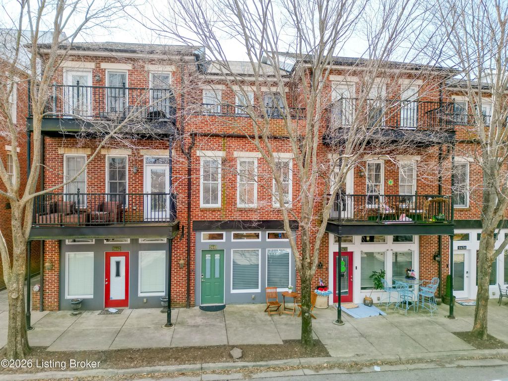 Photo of 9440 Norton Commons Blvd, Prospect, KY 40059 (MLS # 1718364)