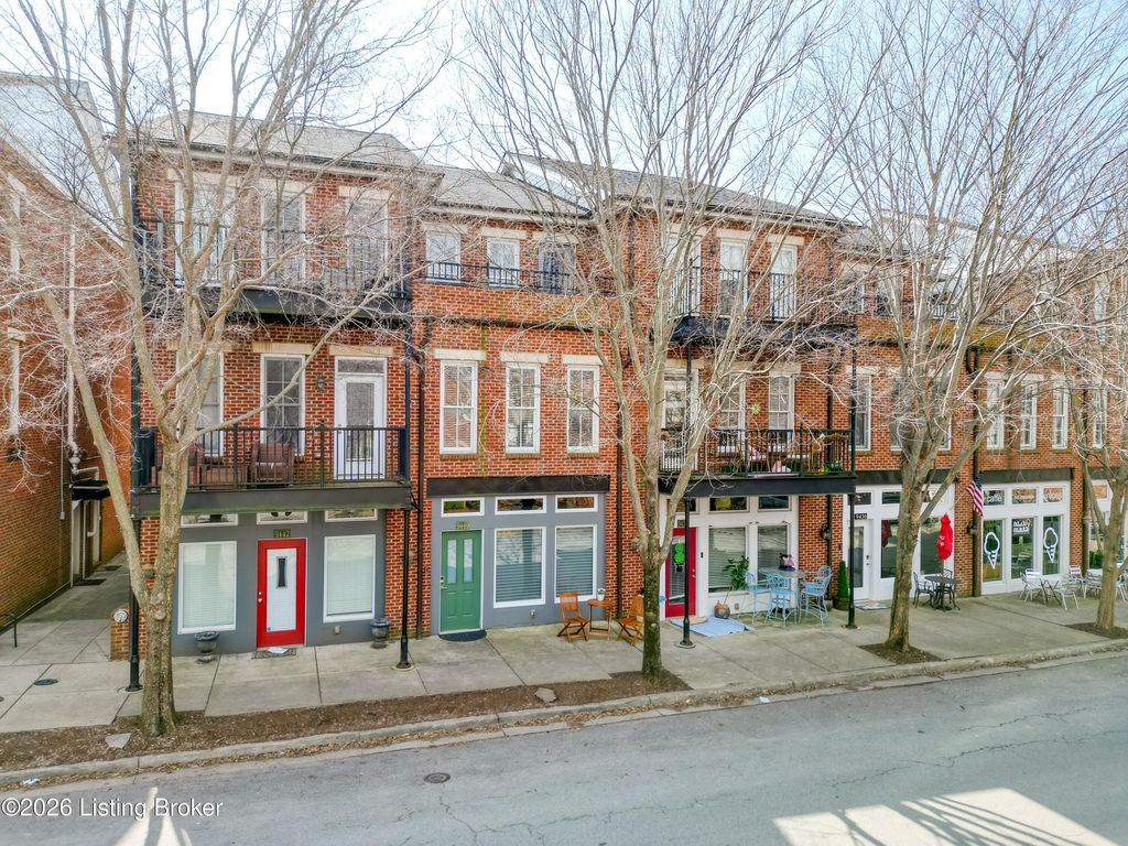 Photo of 9440 Norton Commons Blvd, Prospect, KY 40059 (MLS # 1718364)