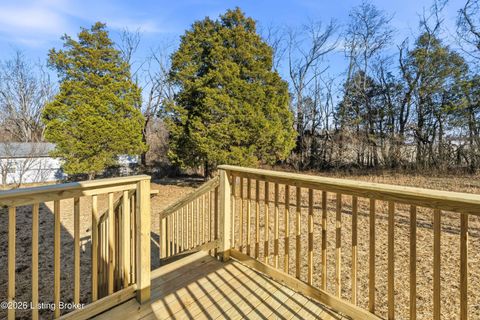 Homes For Sale - 120 E Spring St<br/> Radcliff, KY 40160