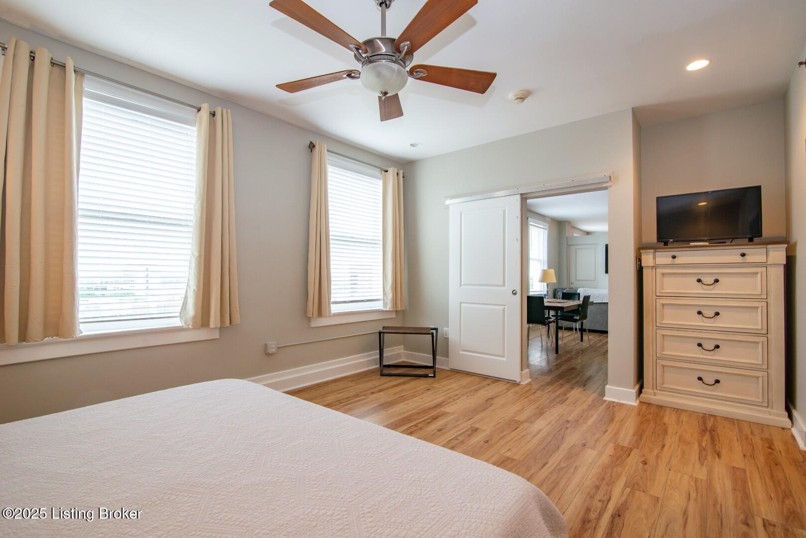 604 S 3rd St #803, Louisville, Kentucky image 22