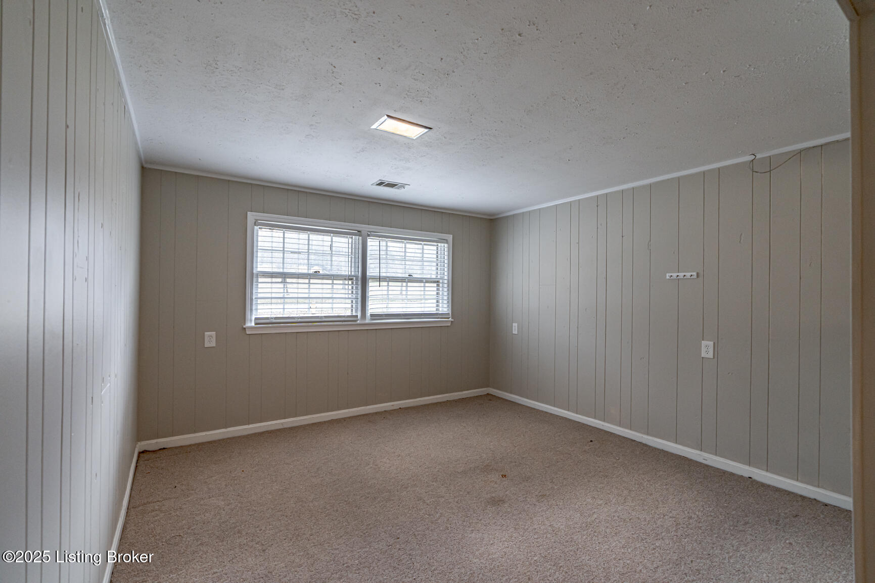 9007 Ash Ave, Pewee Valley, Kentucky image 36