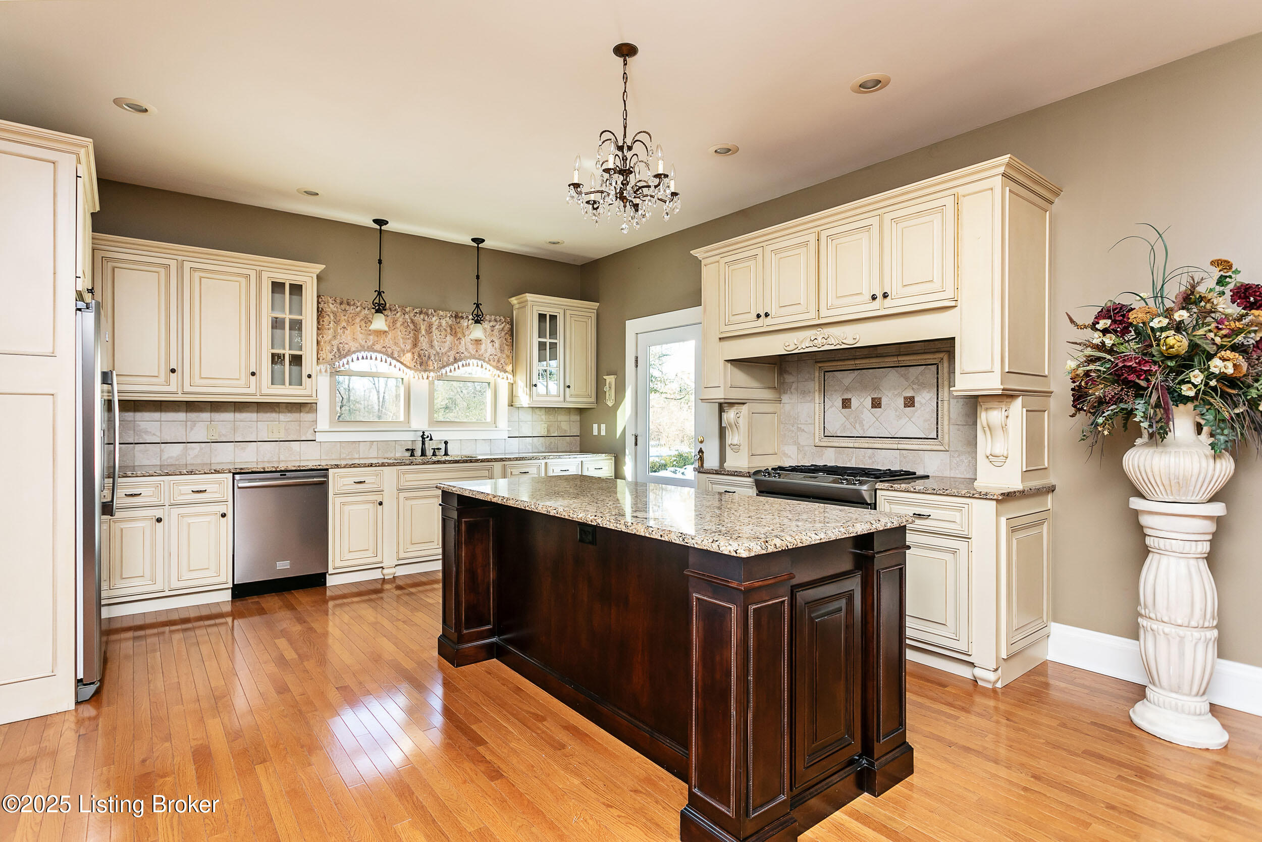480 N Spalding Ave, Lebanon, Kentucky image 10