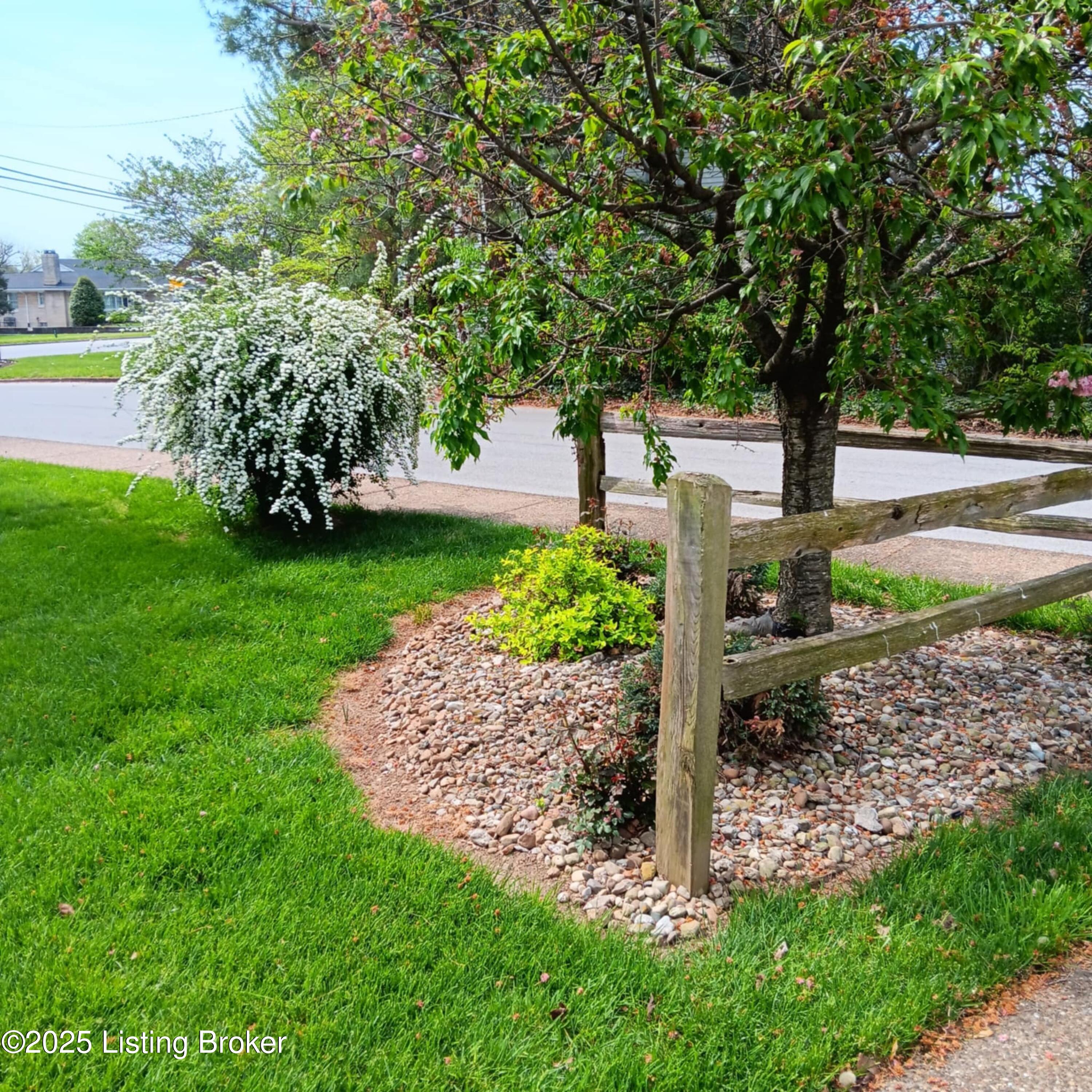 480 N Spalding Ave, Lebanon, Kentucky image 5