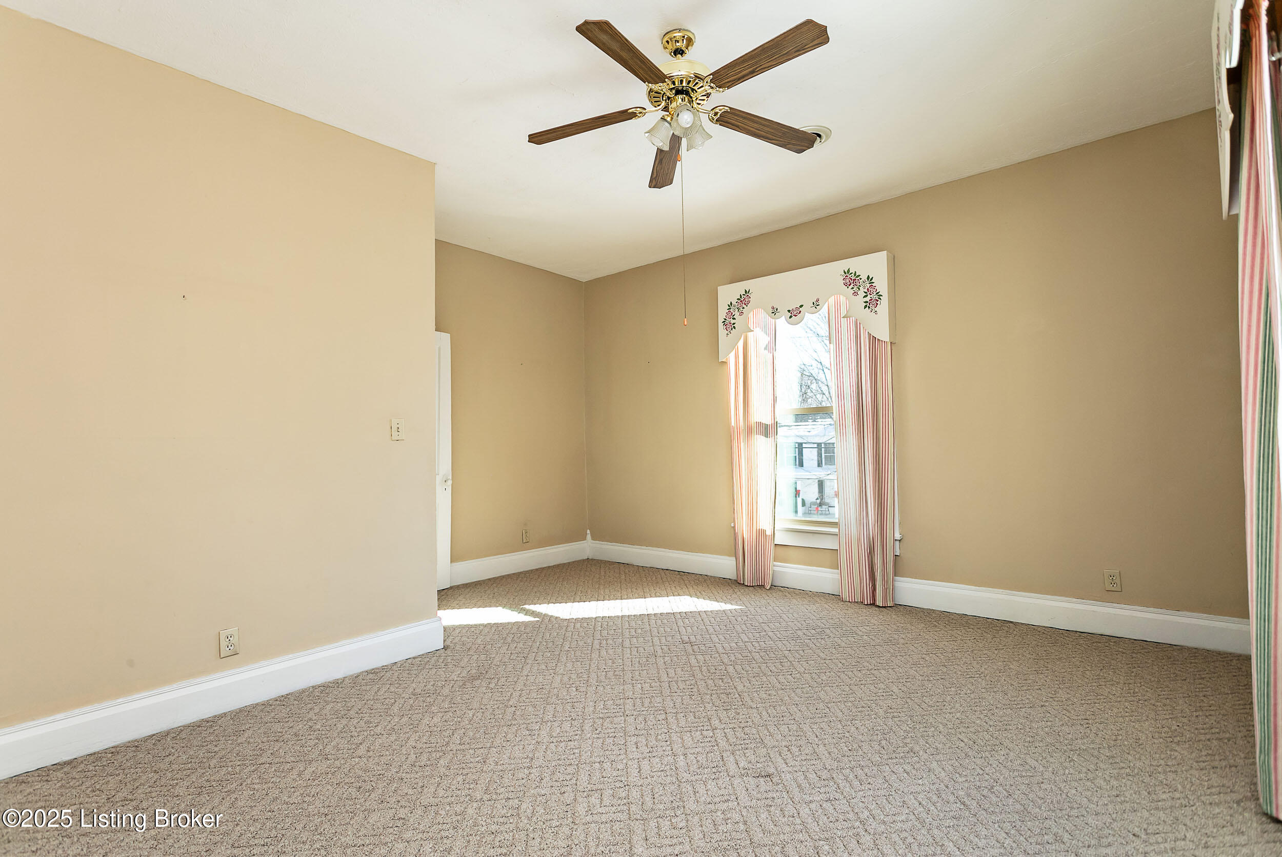 480 N Spalding Ave, Lebanon, Kentucky image 24