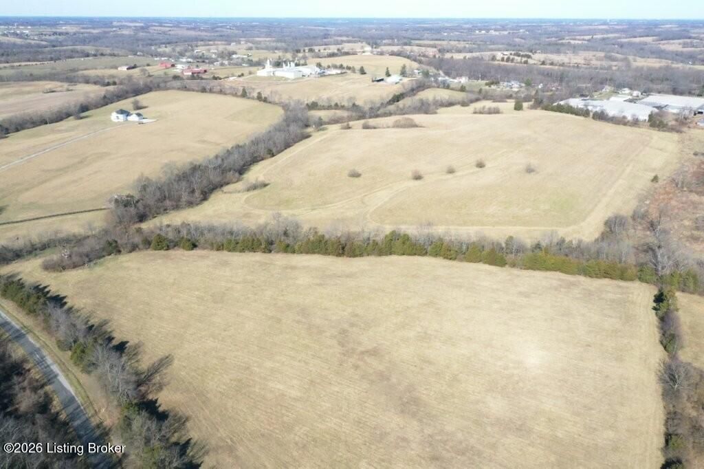 Photo of 500 Russell Rd, Bloomfield, KY 40008 (MLS # 1707686)