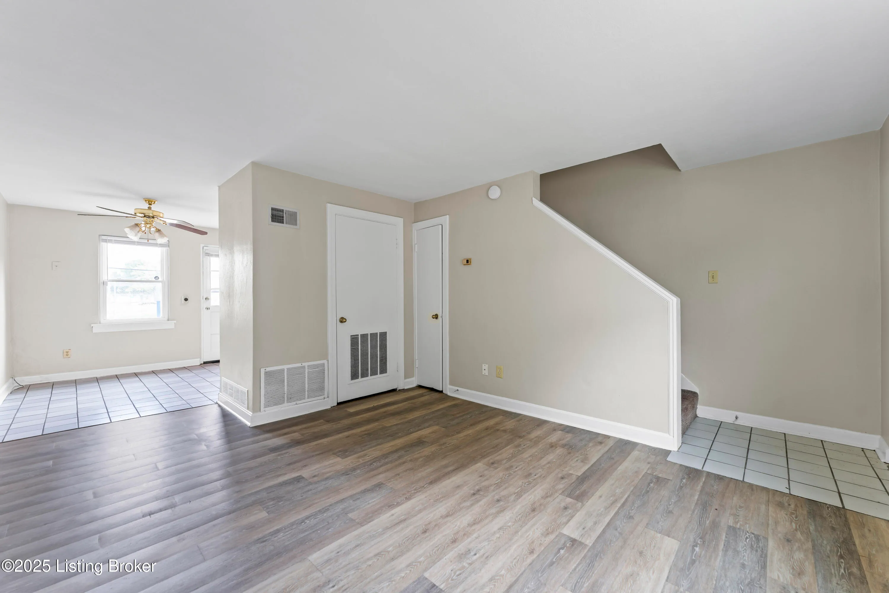 Louisville, Kentucky 40210, United States, 2 Bedrooms Bedrooms, ,1 BathroomBathrooms,Residential,Active,148430