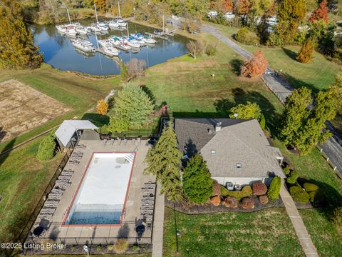 Photo of 5560 Forest Lake Dr, Prospect, KY 40059 (MLS # 1702661)