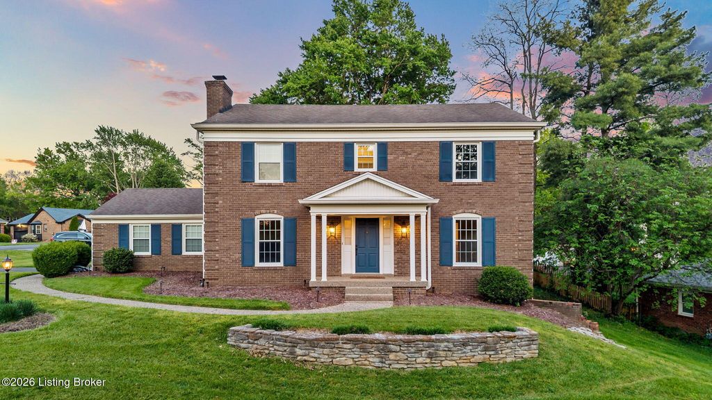Photo of 4605 Deepwood Dr, Louisville, KY 40241 (MLS # 1716274)
