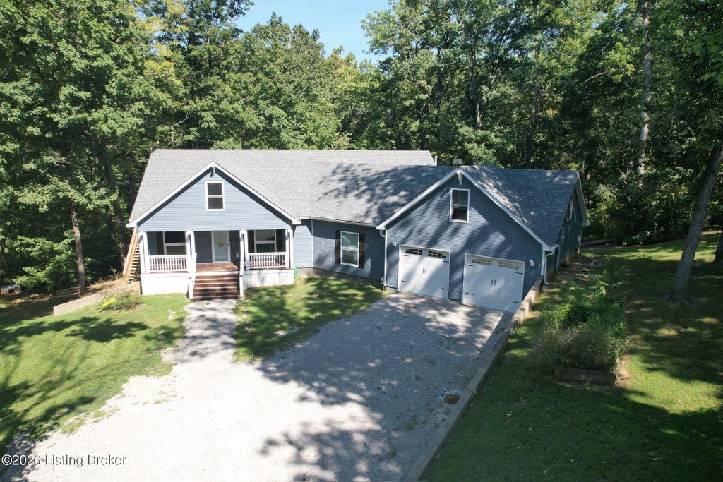 Photo of 200 Bells Mill Ct., Shepherdsville, KY 40165 (MLS # 1728021)