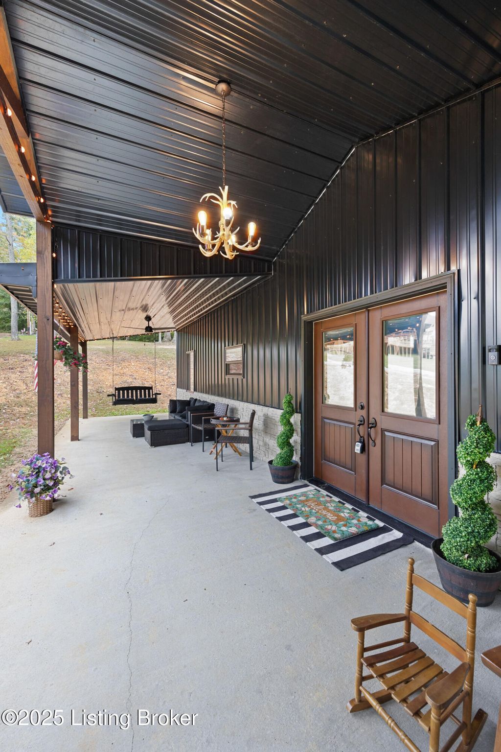 Photo of 51 Laurel Branch View Ln, McDaniels, KY 40152 (MLS # 1709702)