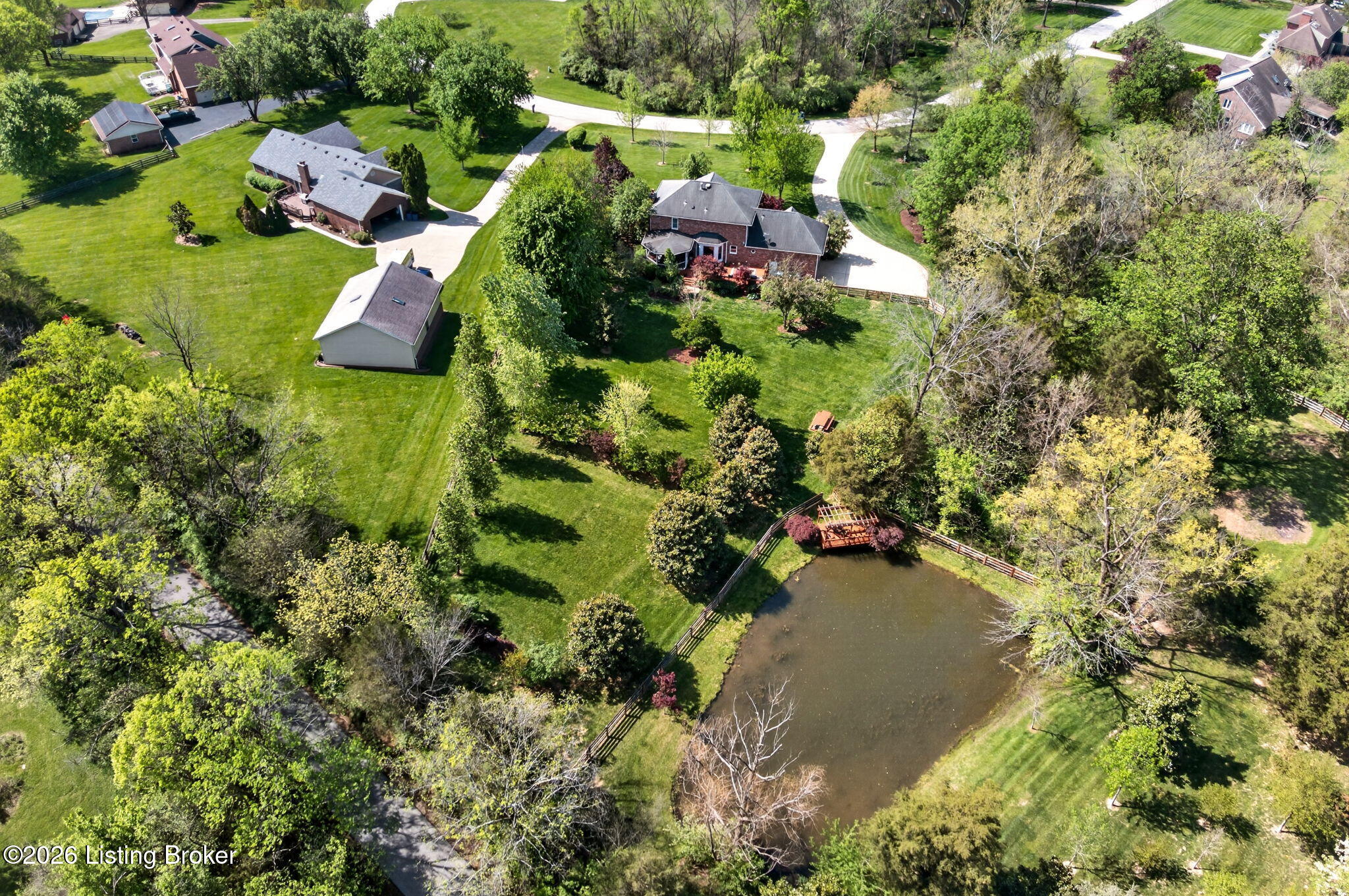 5916 Centerwood Dr