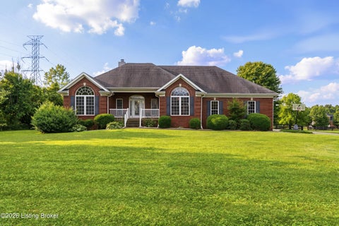 Homes For Sale - 2500 Sycamore Run Pt<br/> La Grange, KY 40031