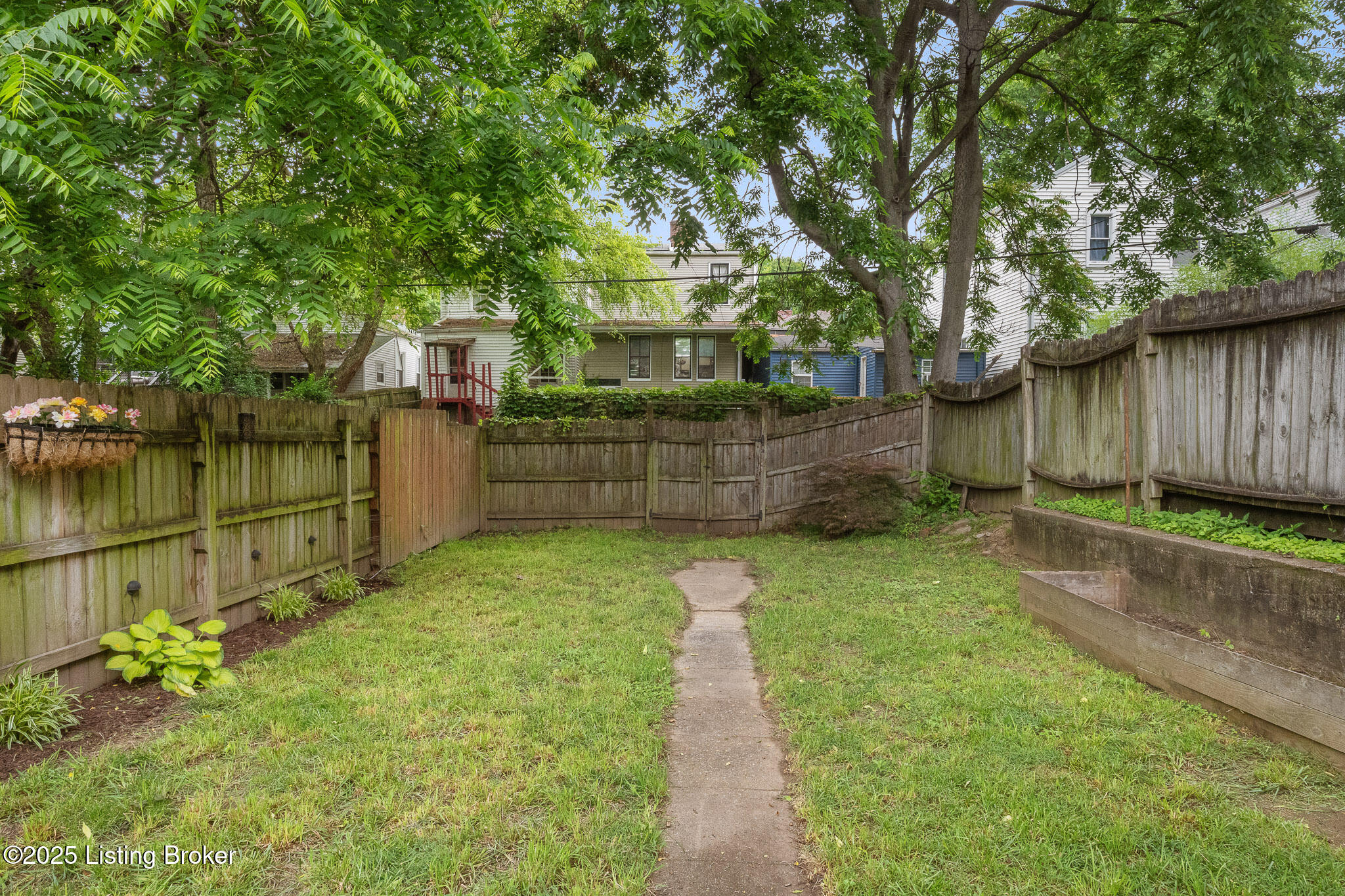 1421 Debarr St, Louisville, Pennsylvania image 27