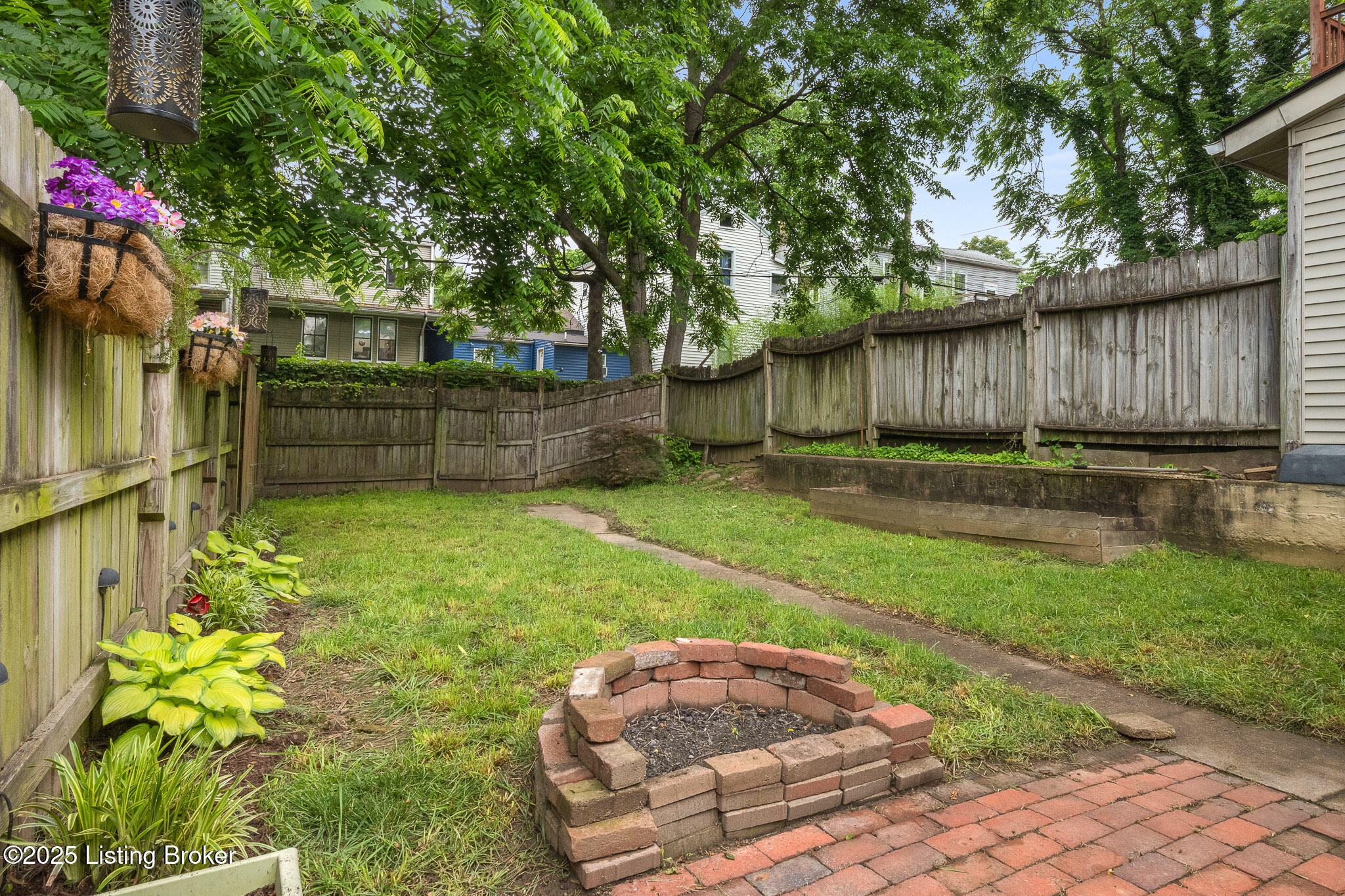 1421 Debarr St, Louisville, Pennsylvania image 26