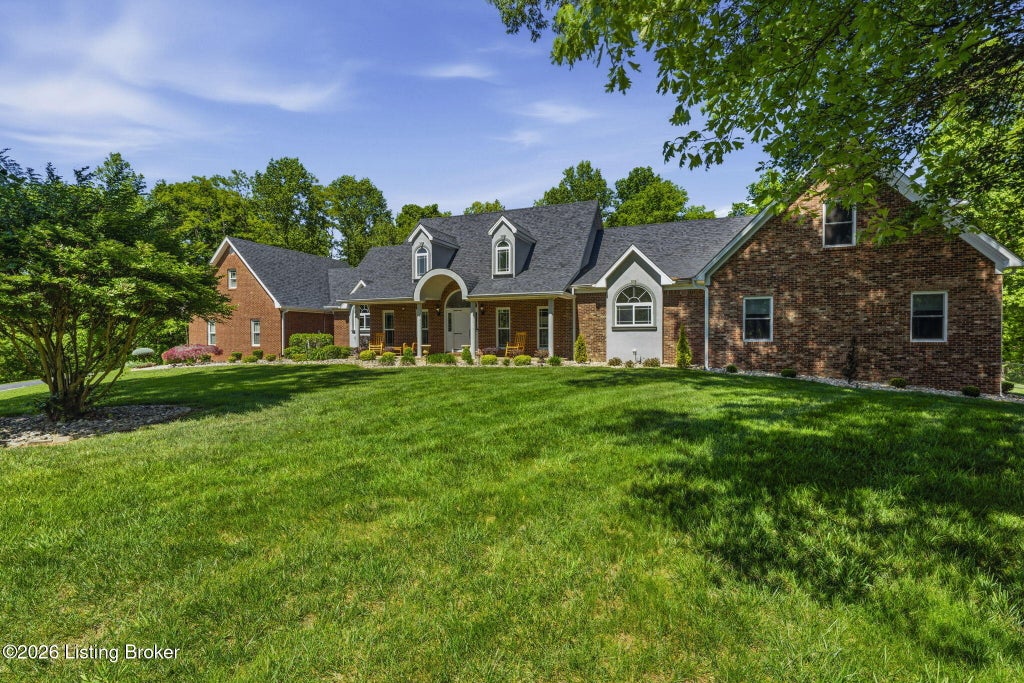 Photo of 410 Chapparell Dr, Elizabethtown, KY 42701 (MLS # 1723181)