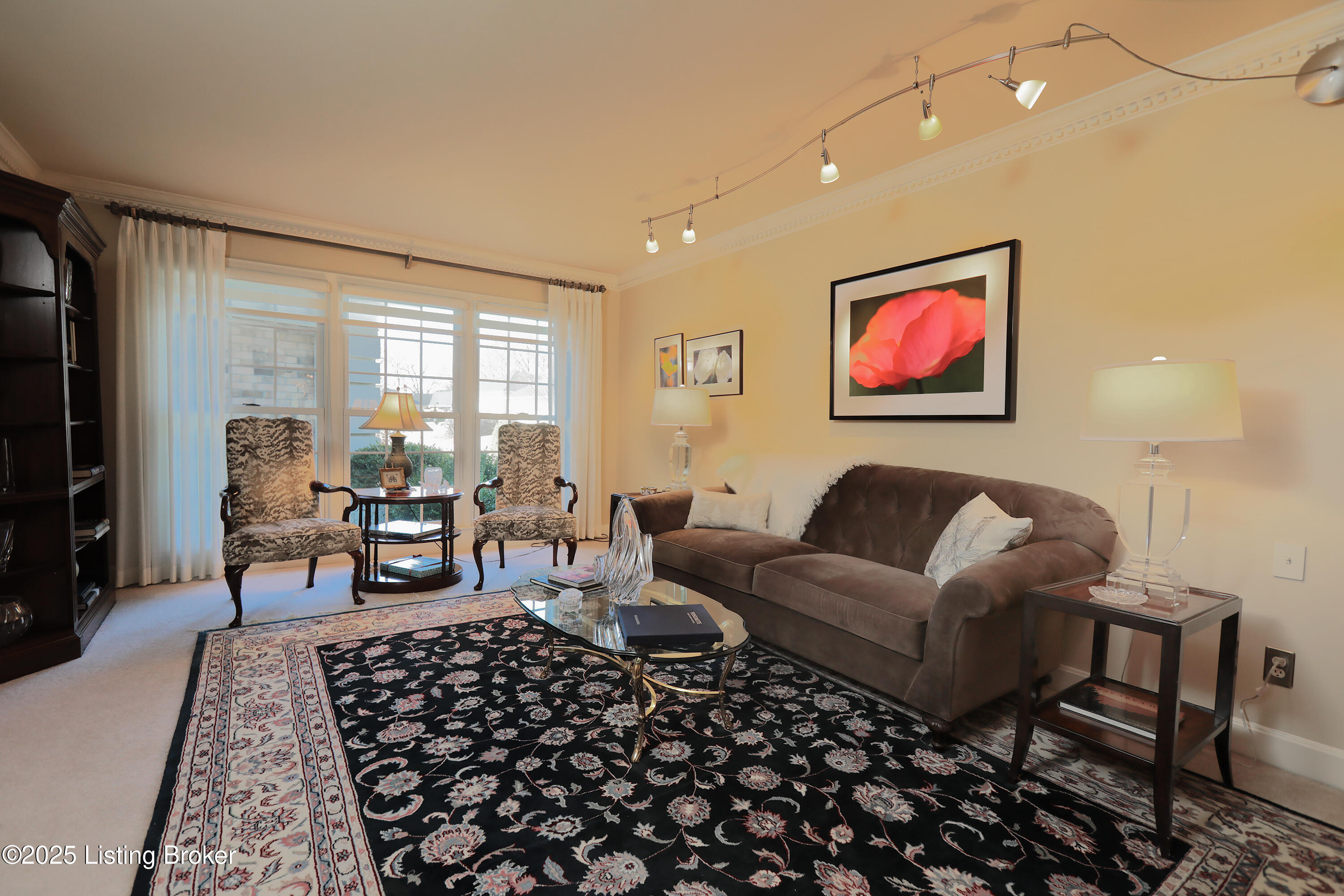 1209 Wellington Pl, Louisville, Kentucky image 6