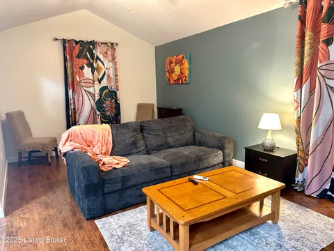 MLS: 1682022