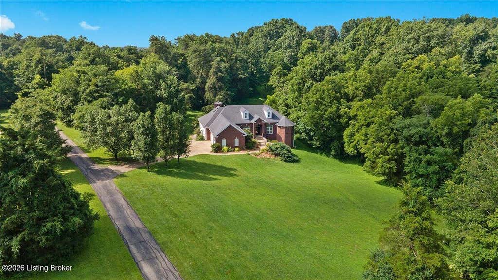 Photo of 17106 Deer Crossing Trail, Louisville, KY 40023 (MLS # 1723045)