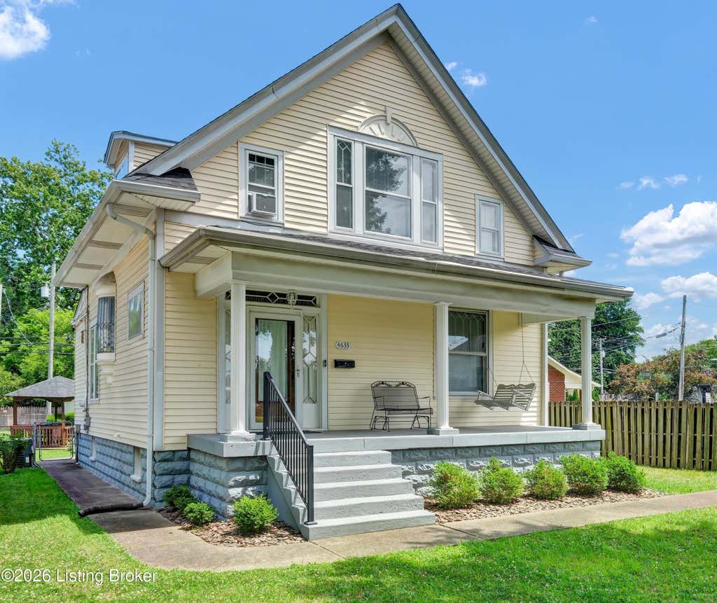 Photo of 4633 S 3rd St, Louisville, KY 40214 (MLS # 1719709)
