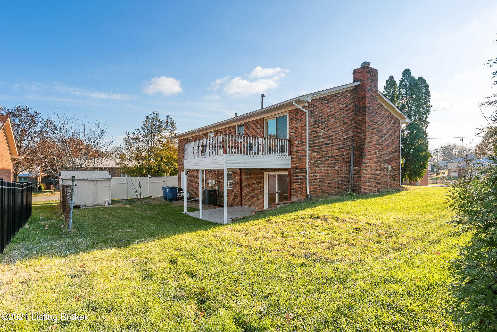 3704 Sudbury Ln, Louisville, Kentucky image 37