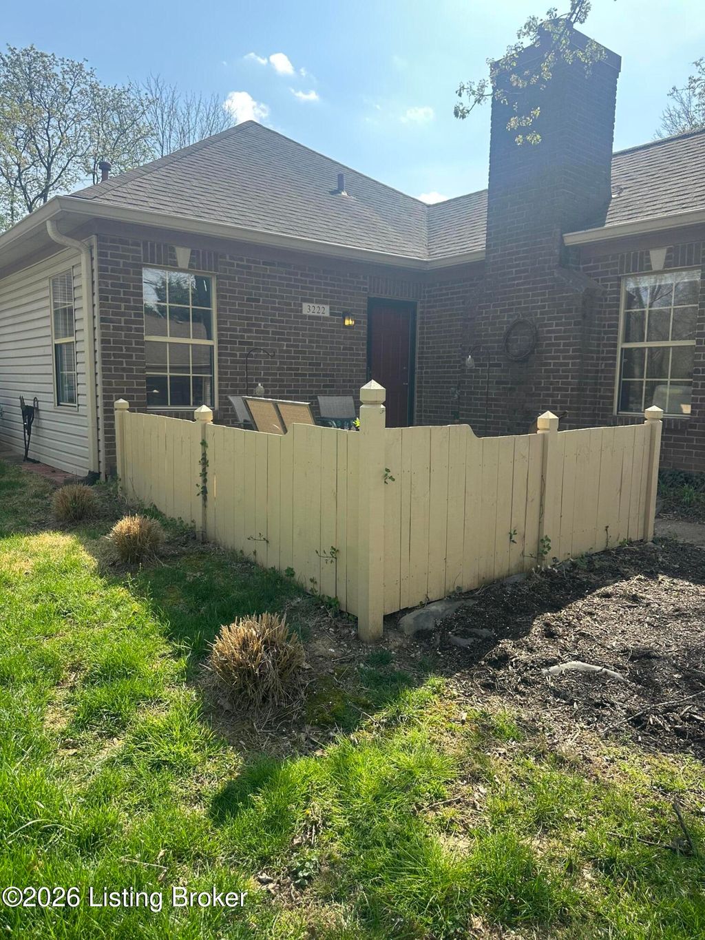 Photo of 3222 Graystone Manor Pkwy, Louisville, KY 40241 (MLS # 1712603)