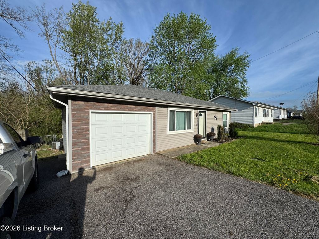 Photo of 952 Old Ekron Rd, Brandenburg, KY 40108 (MLS # 1713491)