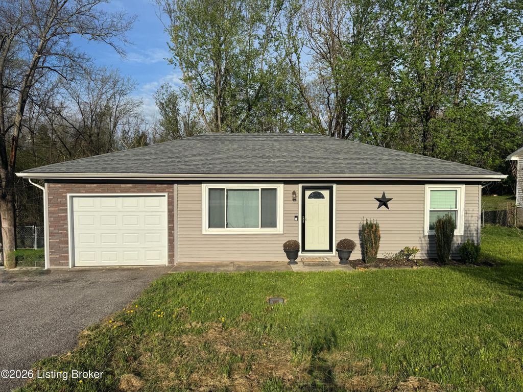 Photo of 952 Old Ekron Rd, Brandenburg, KY 40108 (MLS # 1713491)