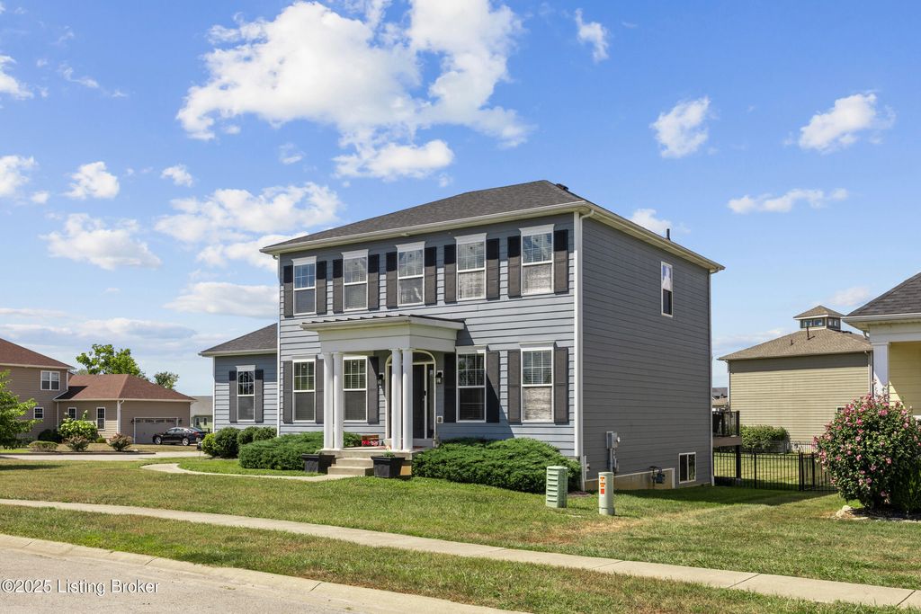 Photo of 141 S River Crest Crst, Mt Washington, KY 40047 (MLS # 1704443)