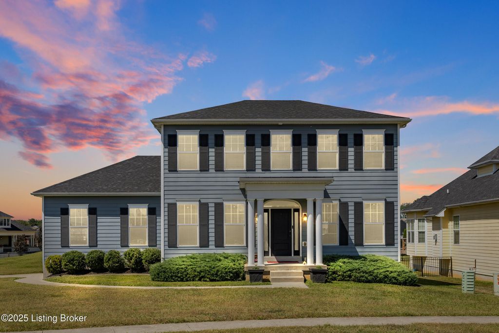 Photo of 141 S River Crest Crst, Mt Washington, KY 40047 (MLS # 1704443)