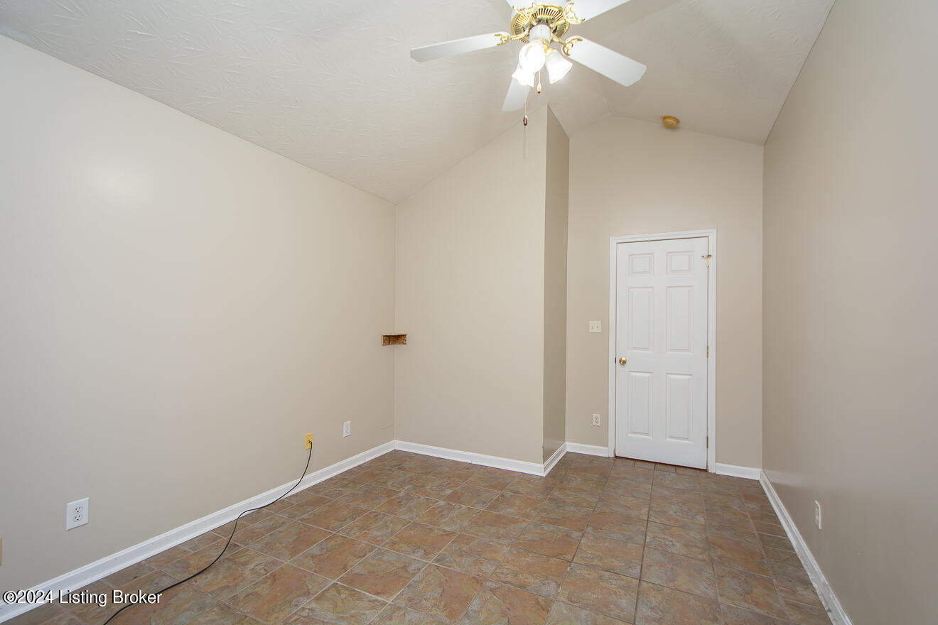 258 River Edge Dr, Shepherdsville, Kentucky image 30