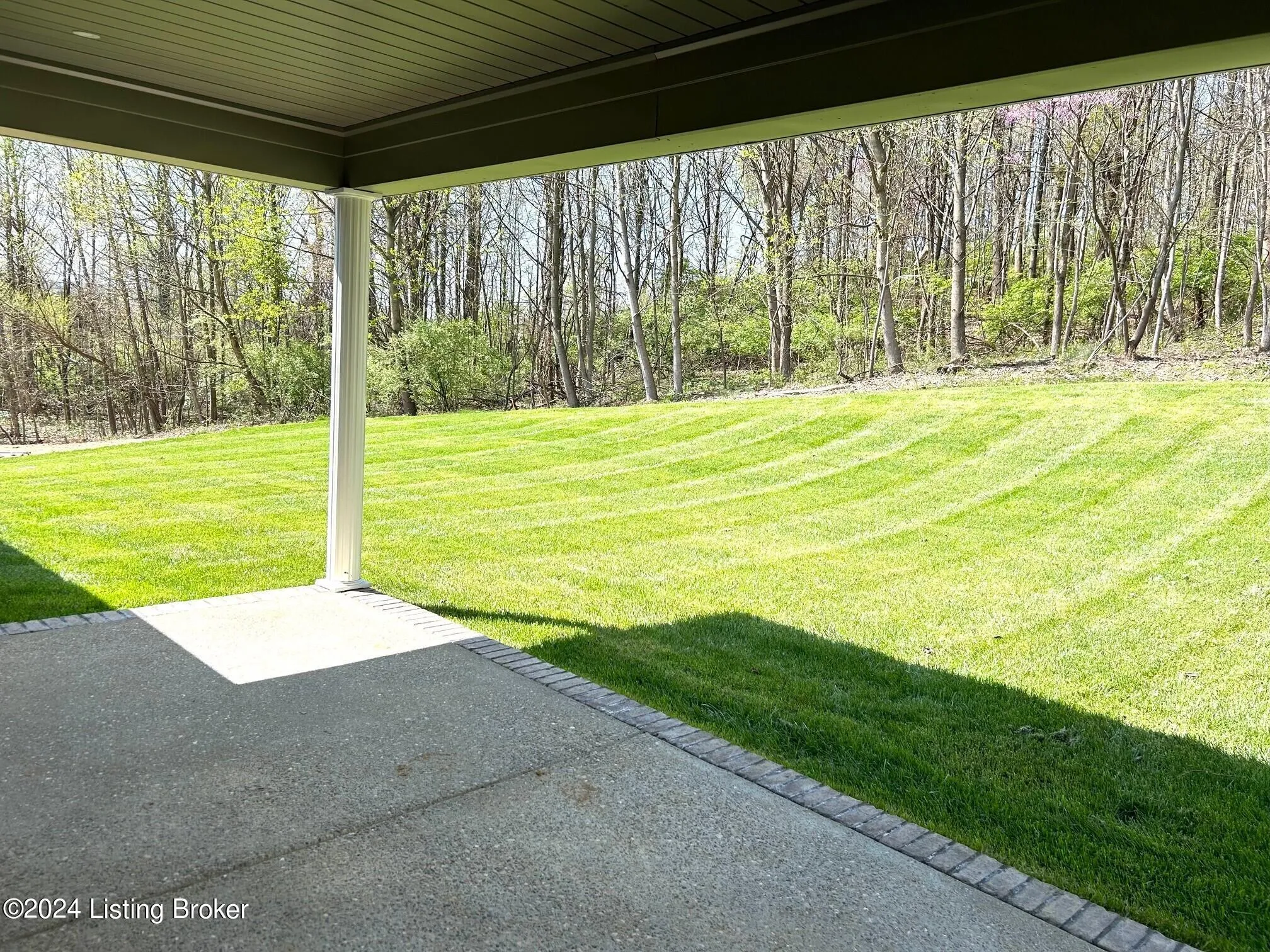 Louisville, Kentucky 40214, United States, 3 Bedrooms Bedrooms, ,3 BathroomsBathrooms,Residential,Active,85880