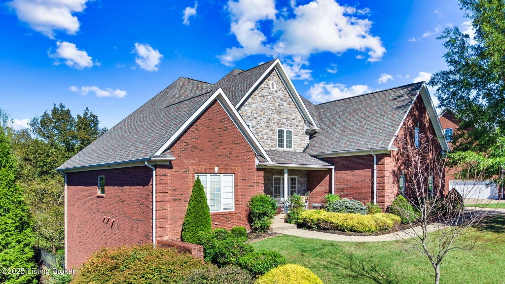 Photo of 8809 Duck Crossing Ln, Louisville, KY 40291 (MLS # 1730623)