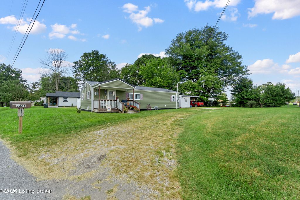 Photo of 115 Gaither Station Rd, Elizabethtown, KY 42701 (MLS # 1711695)