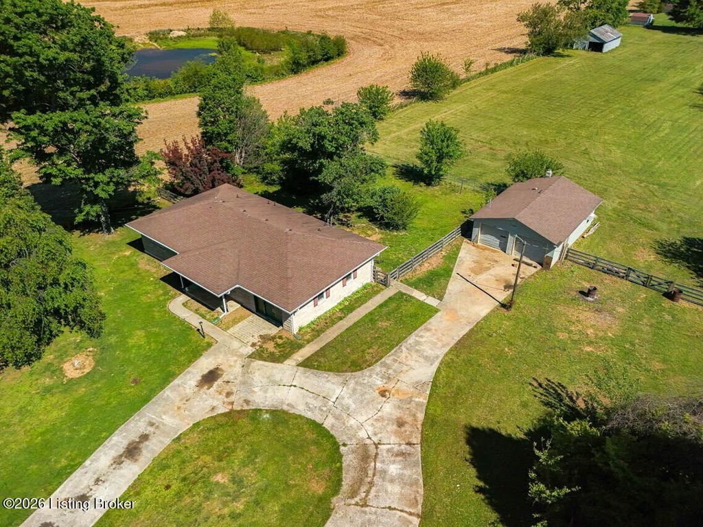 Photo of 3492 Boston Rd, Bardstown, KY 40004 (MLS # 1716228)