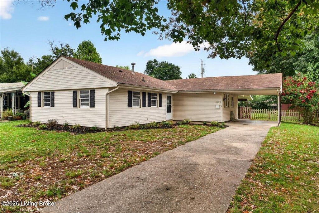 Photo of 3109 Rosedale Blvd, Louisville, KY 40220 (MLS # 1715134)