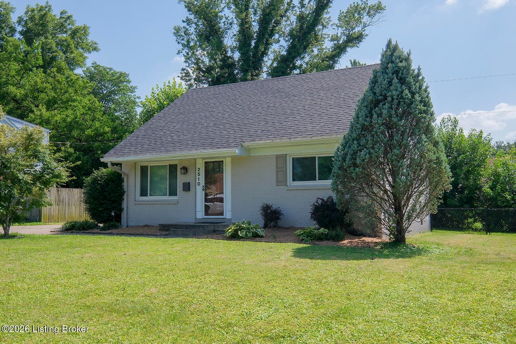 Photo of 2510 Browns Ln, Louisville, KY 40220 (MLS # 1724744)