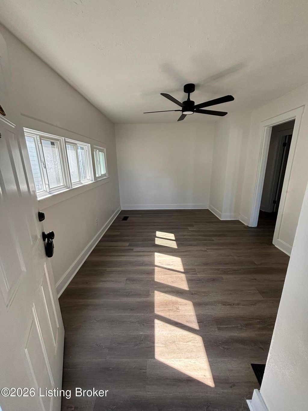 Photo of 724 Camden Ave, Louisville, KY 40215 (MLS # 1715238)