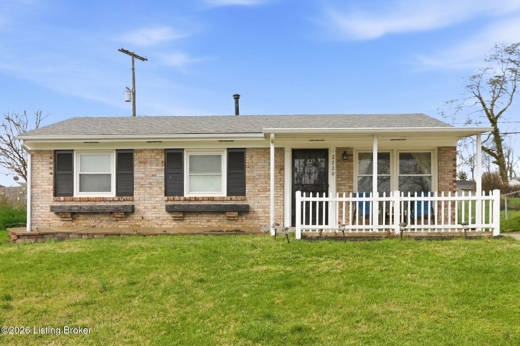Photo of 2720 Tregaron Ave, Jeffersontown, KY 40299 (MLS # 1711844)