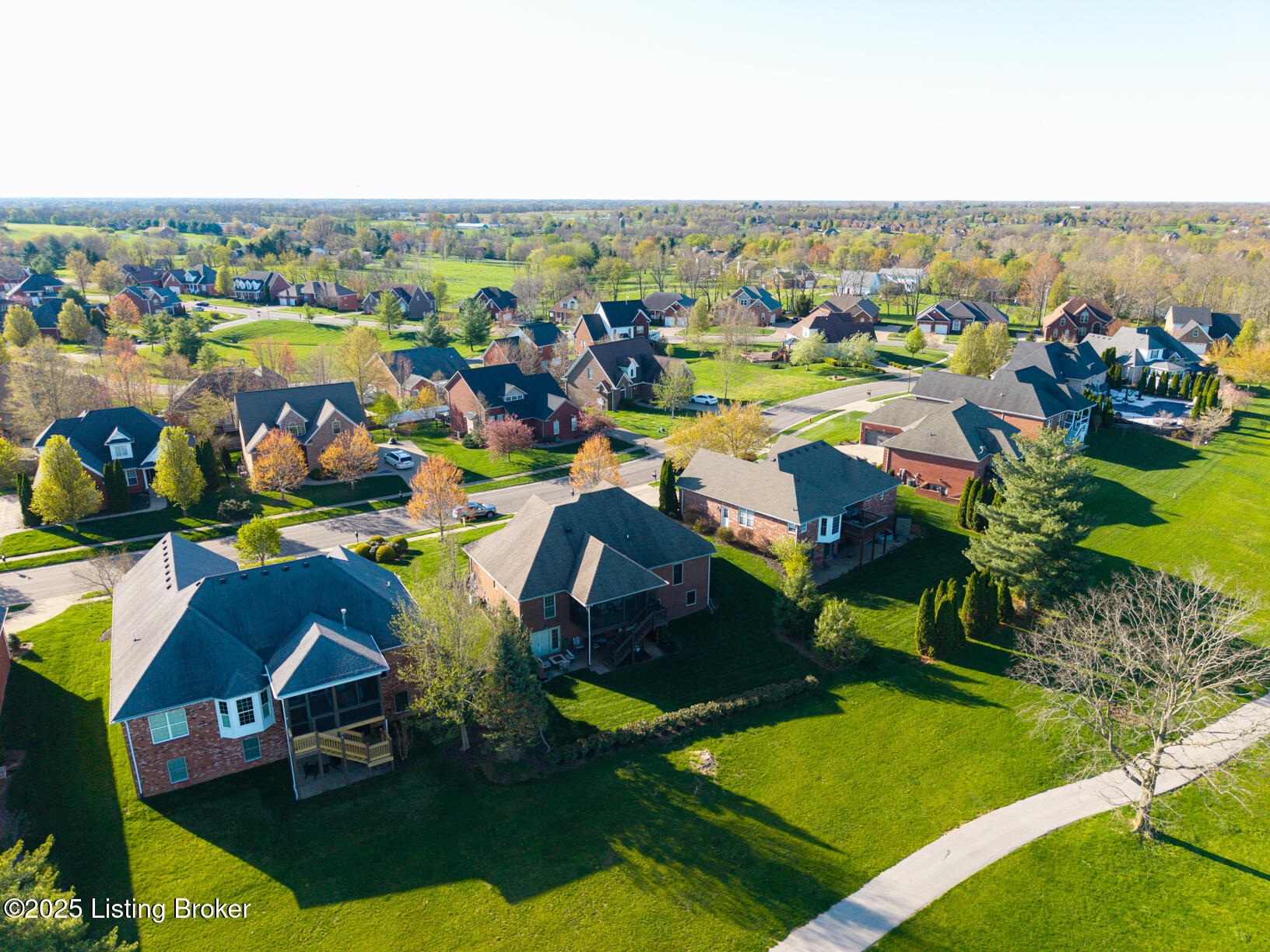 688 Ashbourne Dr, Shelbyville, Kentucky image 37