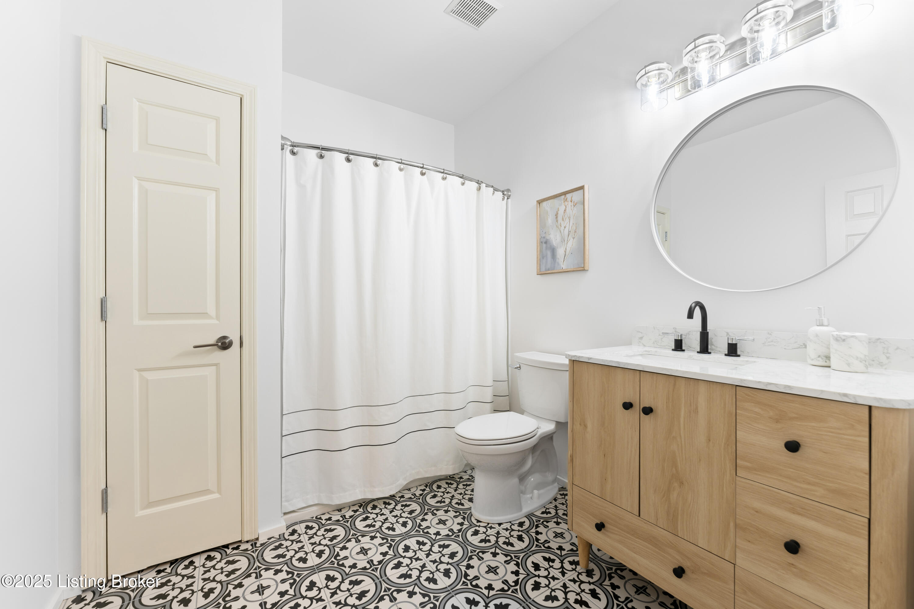 3745 Hurstbourne Ridge Blvd, Louisville, Kentucky image 32