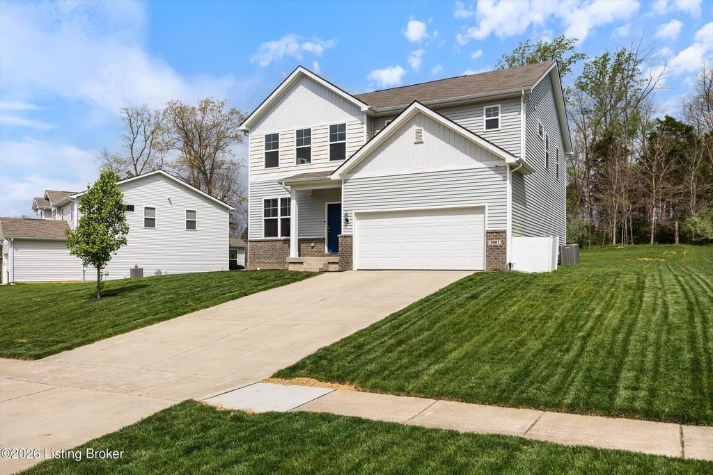 Photo of 3907 Creek Meadow Dr, La Grange, KY 40031 (MLS # 1714539)